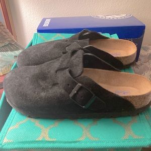 Brand New in Box Birkenstock Boston Clogs Black Suede 37